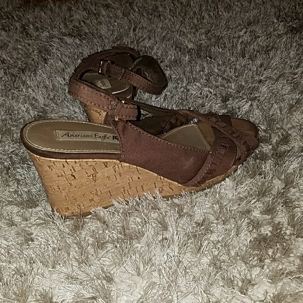 Wedge shoes